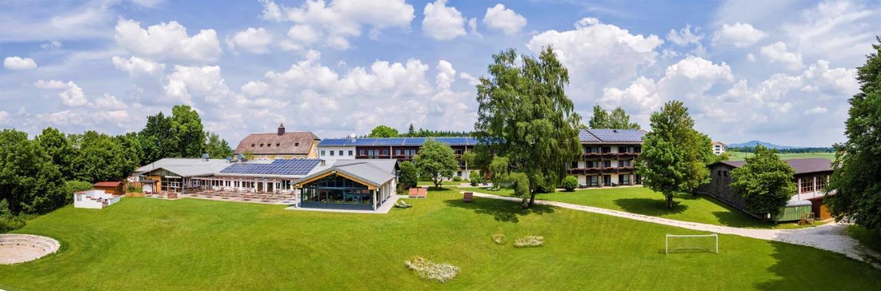 Haus Chiemgau - Kolping-Familienhotel Teisendorf Esterno foto